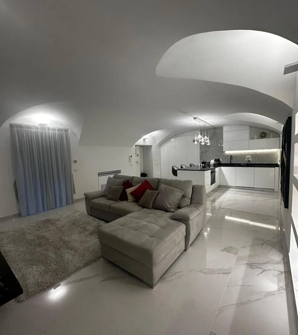 Dolce Vita Luxury Naples