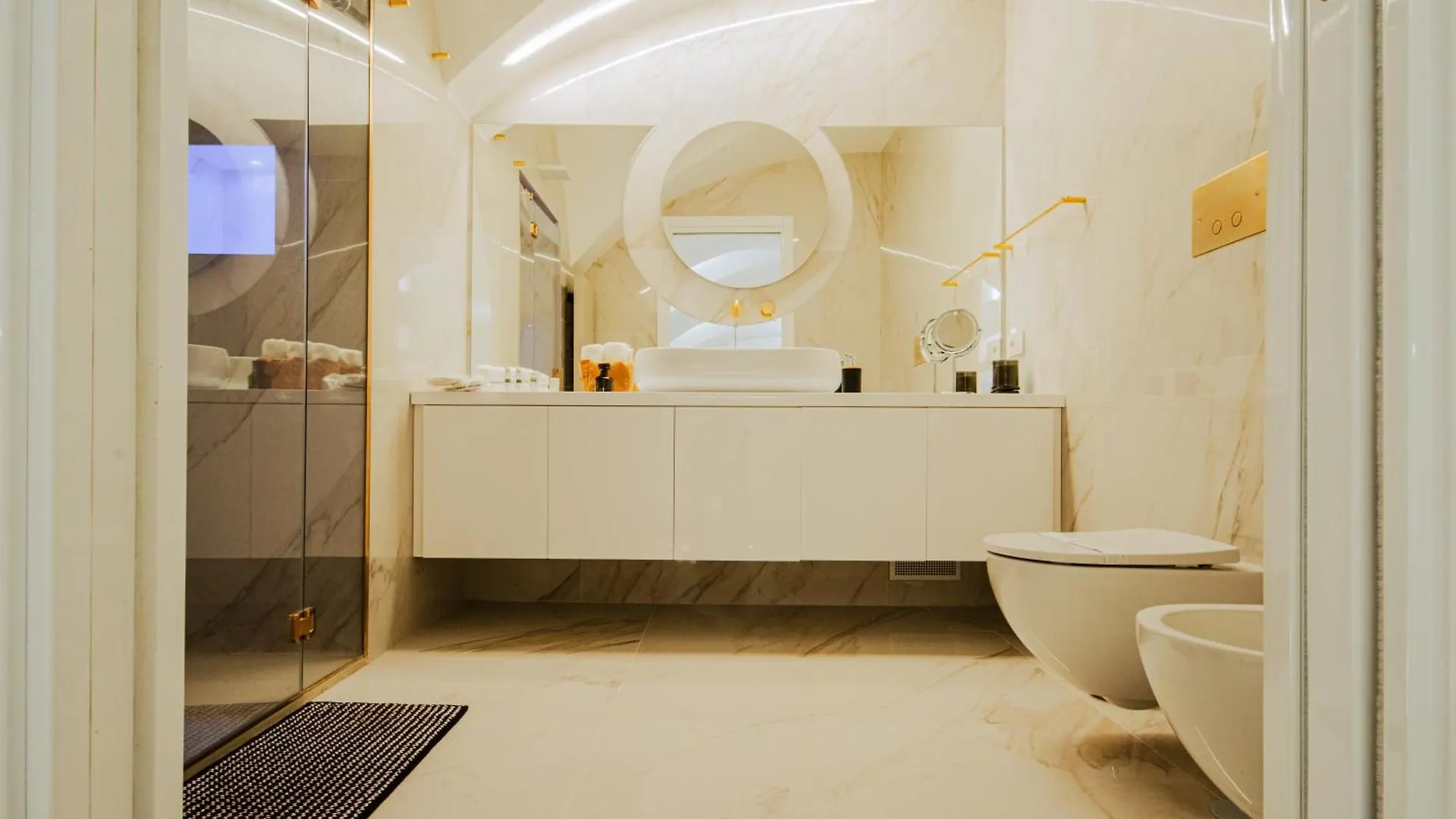 Dolce Vita Luxury Naples Apartment