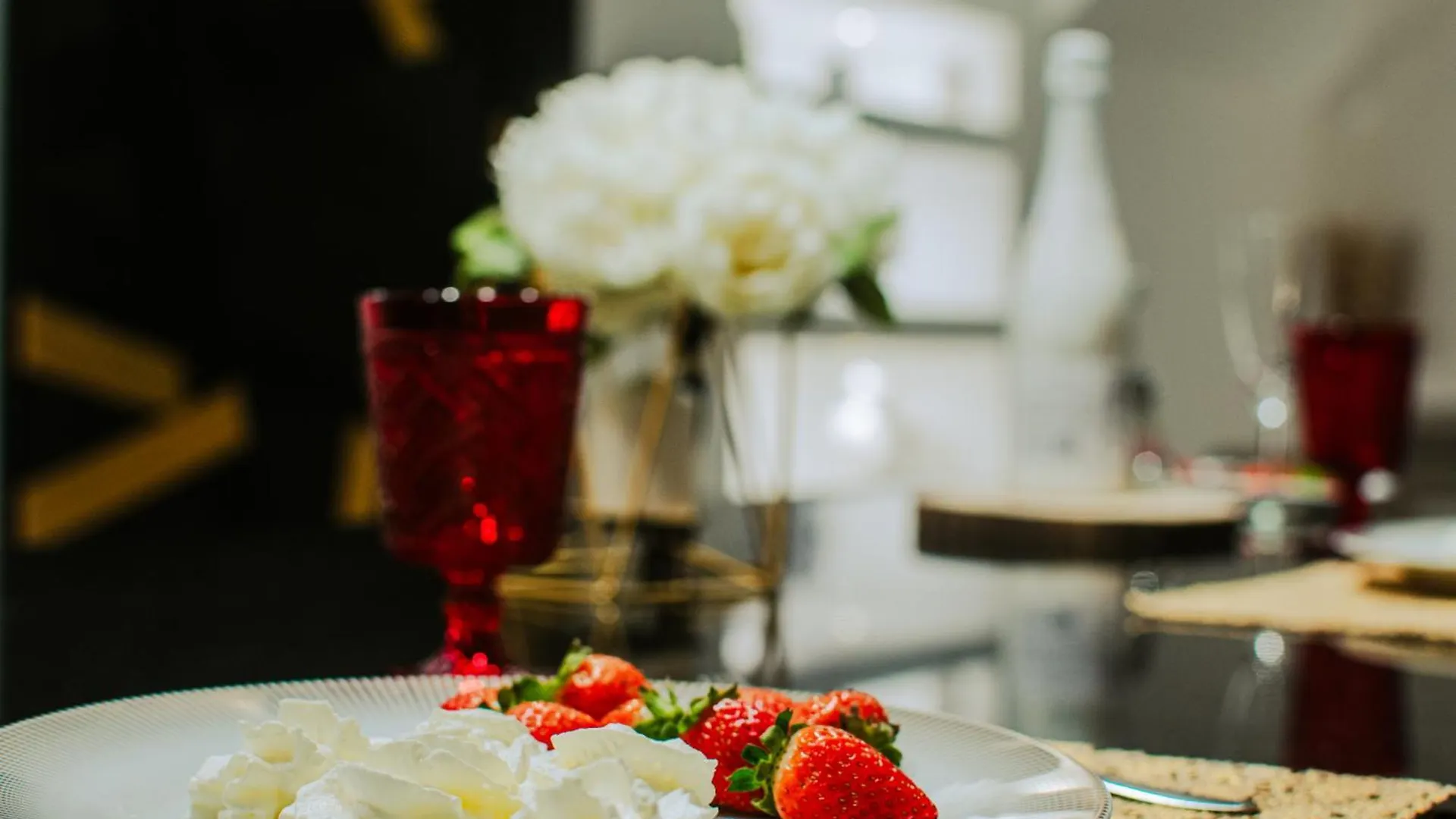 Dolce Vita Luxury Naples