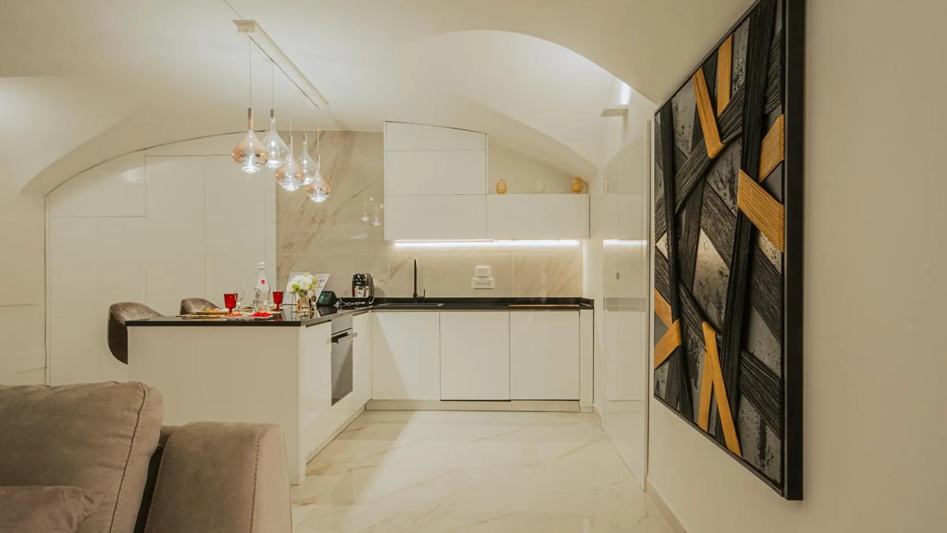 Dolce Vita Luxury Naples