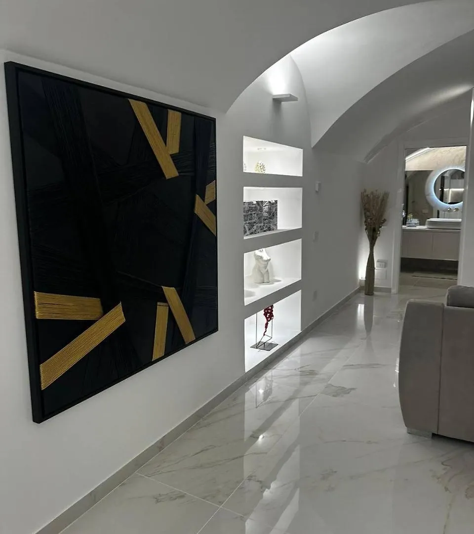 Dolce Vita Luxury Naples Apartment