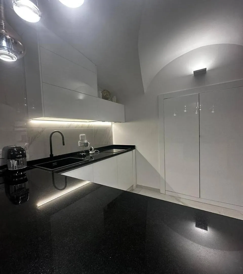 Dolce Vita Luxury Naples